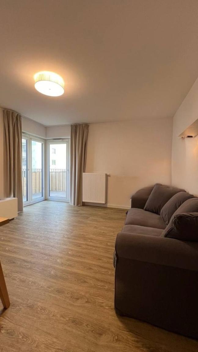 Chopin Airport Apartments Варшава Экстерьер фото